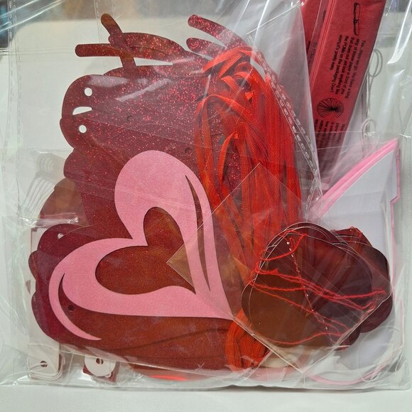 Valentines Decorations Love Hearts Classroom Party Sweetest Day Romantic Red Pin - Picture 6 of 6